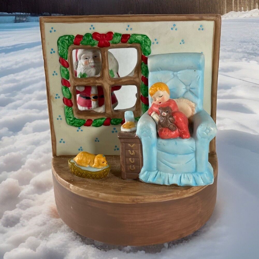 House Of Lloyd 1987 Santa Claus Standing Outside Window Porcelain Figurine READ